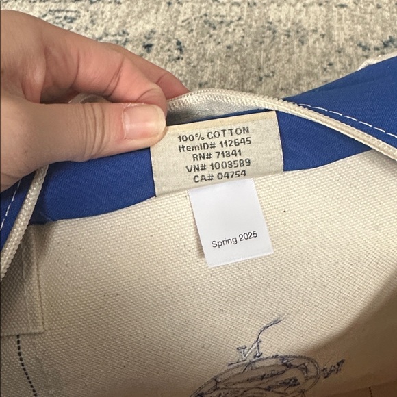 L. L. Bean Boat and Tote Bag Compass Design Cotton Canvas large regatta blue - Picture 10 of 10